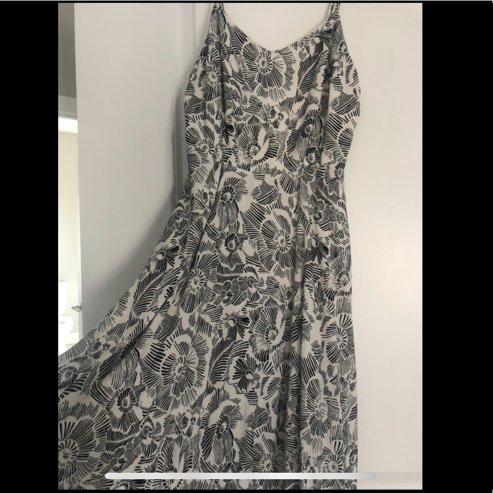 White+ black floral dress